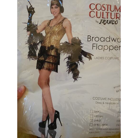 Broadway Flapper with Boa - Picture 1 of 2